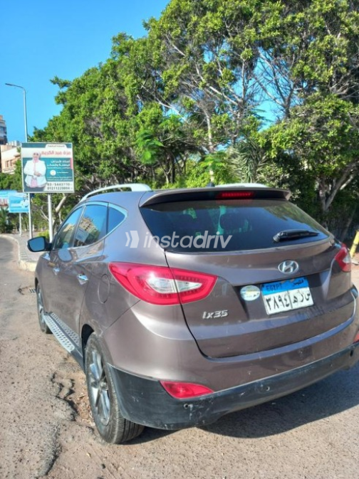 هيونداي IX 35 2015 موكا أوتوماتيك مستعملة للبيع في الإسكندرية - 7