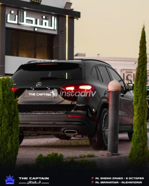 مرسيدس GLA 200 2024 أسود أوتوماتيك مستعملة للبيع في مدينة الشيخ زايد - 9