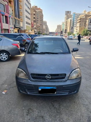اوبل كورسا 2003 رمادي أوتوماتيك مستعملة للبيع في القاهرة