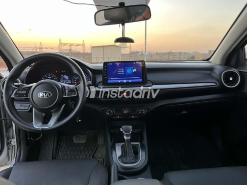 Kia Cerato 2019 Silver Automatic Used for Sale in Nasr city - 8