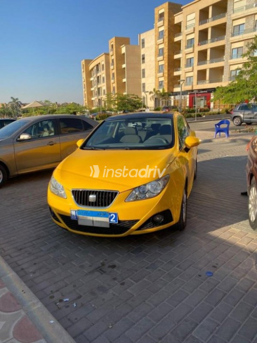 Seat Ibiza 2012 Yellow Automatic Used for Sale in Cairo - 2