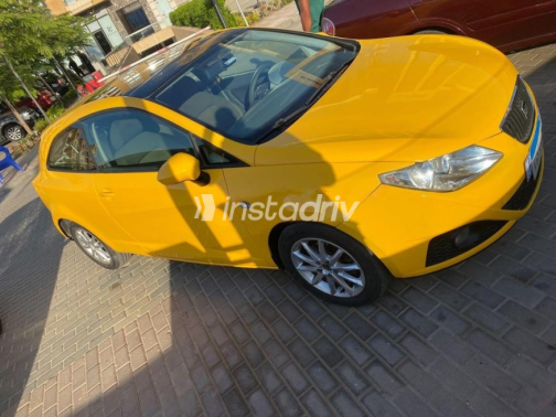 Seat Ibiza 2012 Yellow Automatic Used for Sale in Cairo - 7