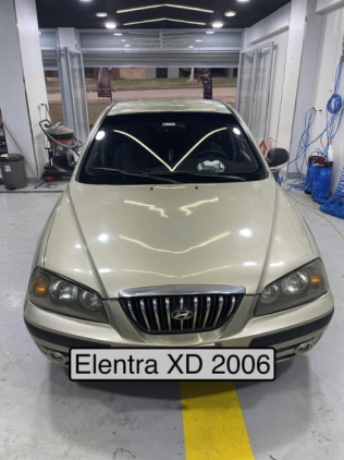 هيونداي إلنترا 2006 ذهبي أوتوماتيك مستعملة للبيع في العبور