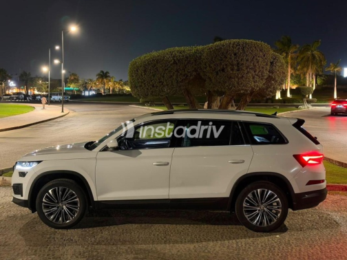 Skoda Kodiaq 2023 White Automatic Used for Sale in Sheikh Zayed City - 3