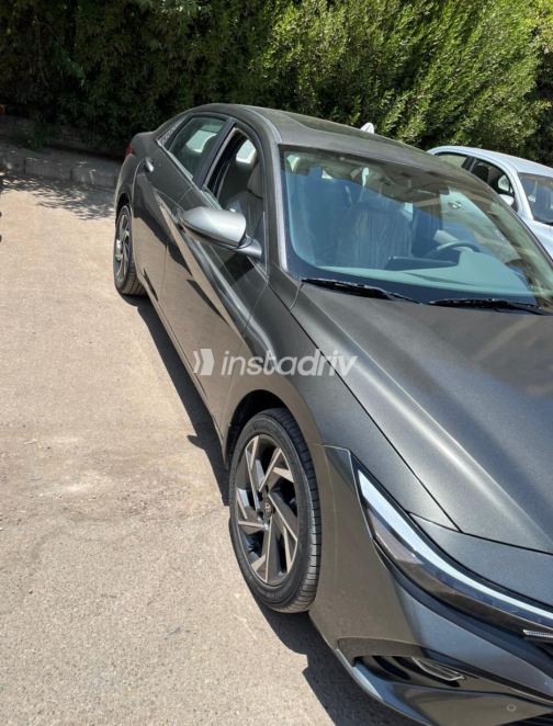 Hyundai Elantra CN7 2024 Dark Gray Automatic Used for Sale in Greater Cairo ( Cairo + Giza) - 4