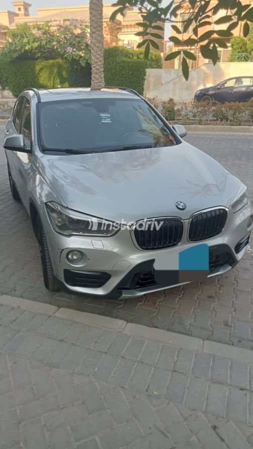 بي ام دبليو X1 2018 فضي أوتوماتيك مستعملة للبيع في القاهرة الكبرى ( القاهرة - الجيزة) - 1