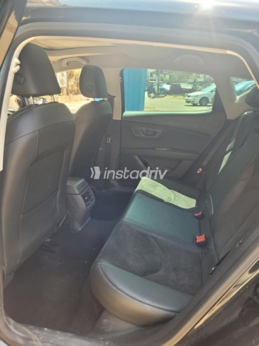 Seat Leon 2020 White Automatic Used for Sale in Greater Cairo ( Cairo + Giza) - 2