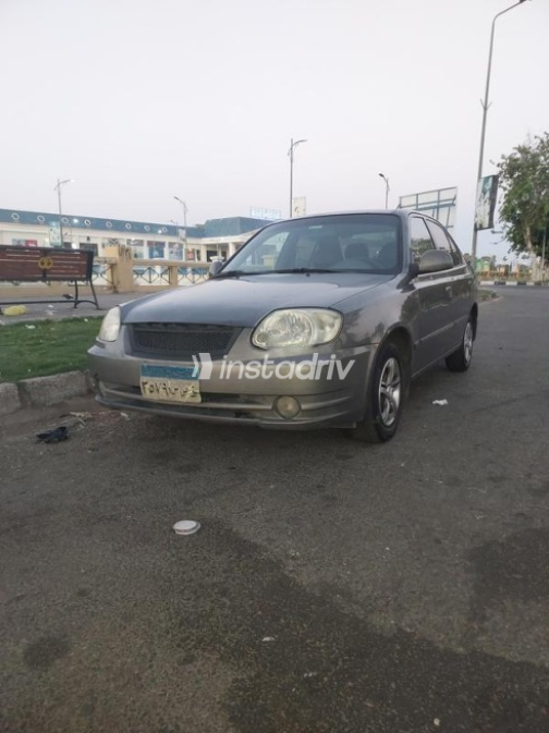 Hyundai Verna 2016 White Automatic Used for Sale in Greater Cairo ( Cairo + Giza) - 4