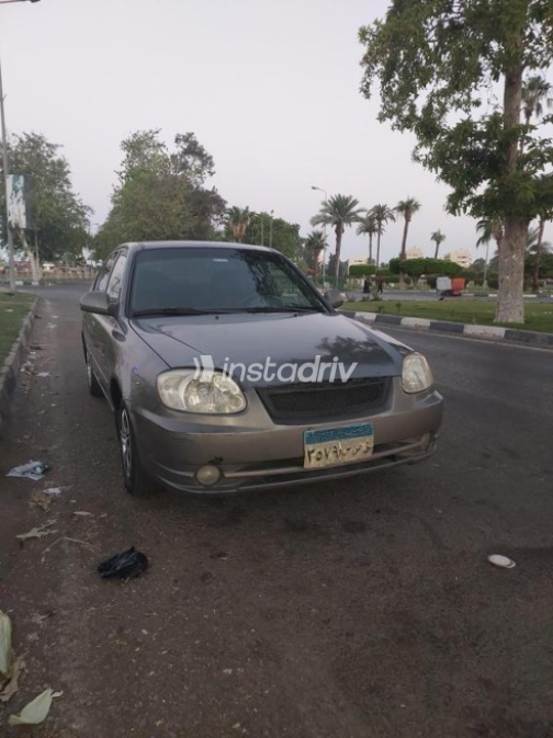 Hyundai Verna 2016 White Automatic Used for Sale in Greater Cairo ( Cairo + Giza) - 5
