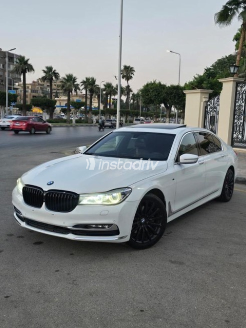 BMW 740 2017 White Automatic Used for Sale in Heliopolis - 5