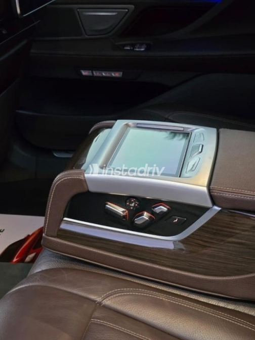 BMW 740 2017 White Automatic Used for Sale in Heliopolis - 8