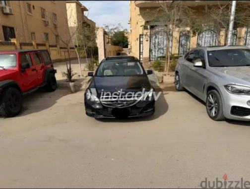 مرسيدس E 180 2016 أسود أوتوماتيك مستعملة للبيع في القاهرة - 3