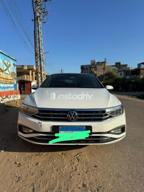 Volkswagen Passat 2021 White Automatic Used for Sale in Cairo - 1