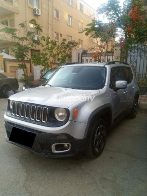 Jeep Renegade 2016 Gray Automatic Used for Sale in Cairo - 2