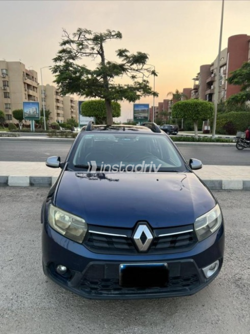 Renault Sandero Step Way 2019 White Automatic Used for Sale in Greater Cairo ( Cairo + Giza) - 1
