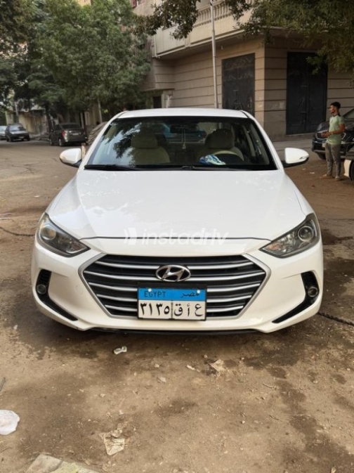 Hyundai Elantra AD 2019 White Automatic Used for Sale in Greater Cairo ( Cairo + Giza) - 1