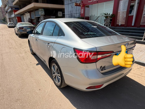ام جى 5 2026 فضي CVT مستعملة للبيع في القاهرة الكبرى ( القاهرة - الجيزة) - 9