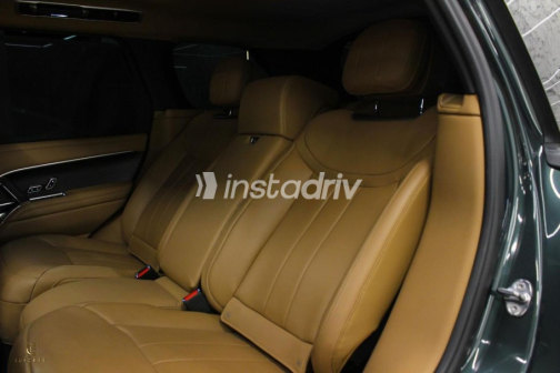 Land Rover Range Rover Vogue 2023 Green Automatic Used for Sale in Heliopolis - 5