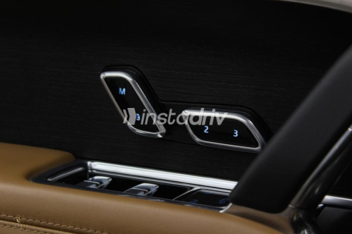 Land Rover Range Rover Vogue 2023 Green Automatic Used for Sale in Heliopolis - 9