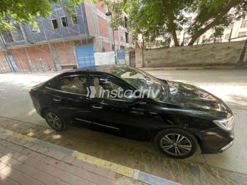 MG 5 2022 White Automatic Used for Sale in Greater Cairo ( Cairo + Giza) - 3