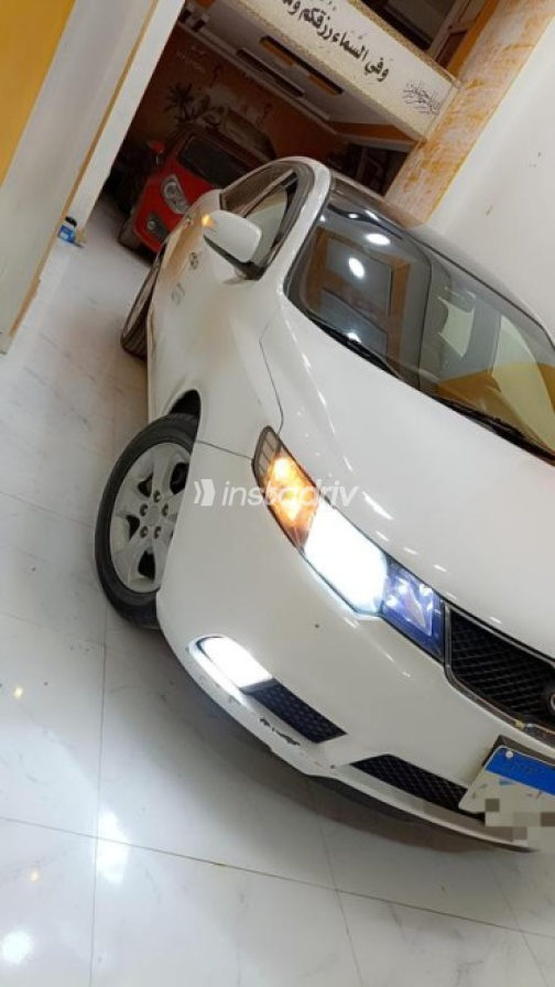 Kia Cerato 2011 White Automatic Used for Sale in Beheira - 9