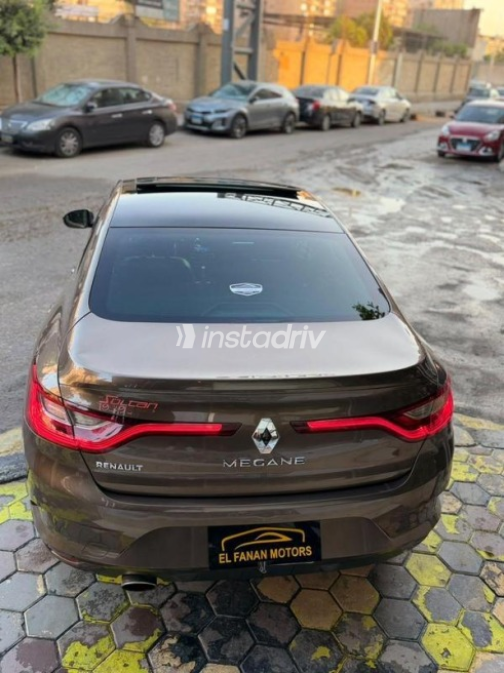Renault Megane 2020 Gold Automatic Used for Sale in Cairo - 2