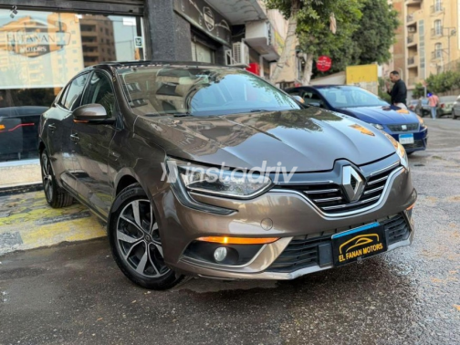 Renault Megane 2020 Gold Automatic Used for Sale in Cairo - 8