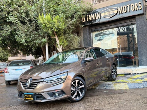 Renault Megane 2020 Gold Automatic Used for Sale in Cairo - 9