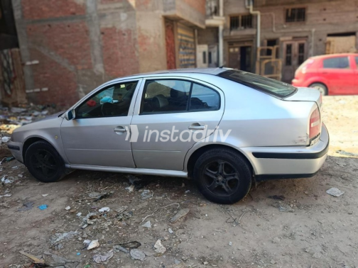 سكودا اوكتافيا A4 1999 فضي أوتوماتيك مستعملة للبيع في دمياط - 1