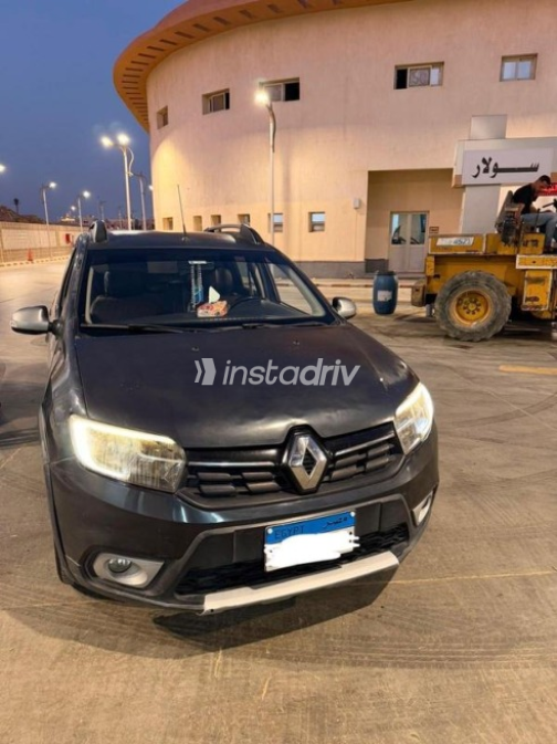 Renault Sandero 2018 Black Automatic Used for Sale in Al Shorouk - 1