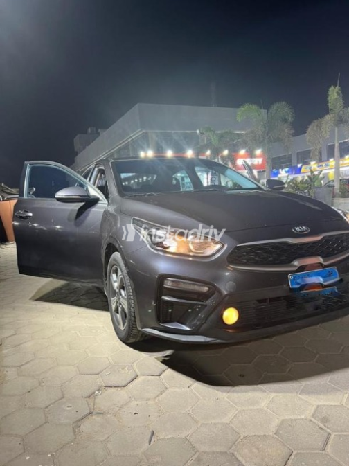 Kia Cerato 2020 Petroleum Automatic Used for Sale in Giza - 1