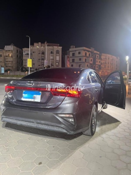 Kia Cerato 2020 Petroleum Automatic Used for Sale in Giza - 2