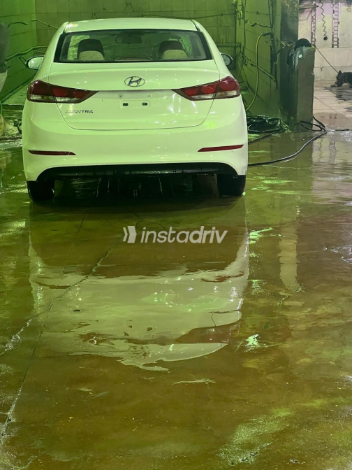 Hyundai Elantra AD 2016 White Automatic Used for Sale in Greater Cairo ( Cairo + Giza) - 2