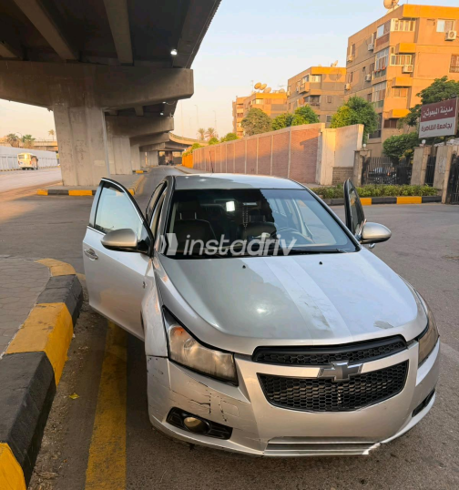 Chevrolet Cruze 2011 Silver Automatic Used for Sale in Greater Cairo ( Cairo + Giza) - 4