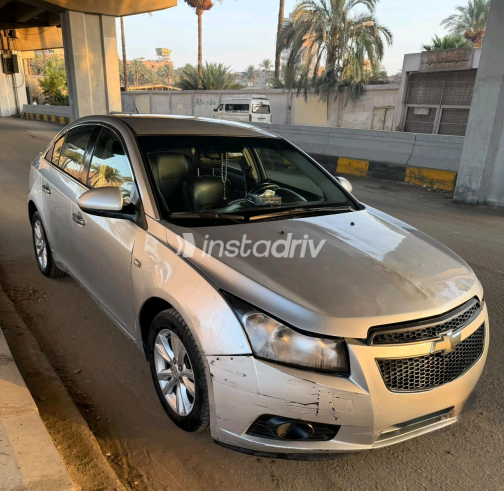 Chevrolet Cruze 2011 Silver Automatic Used for Sale in Greater Cairo ( Cairo + Giza) - 5
