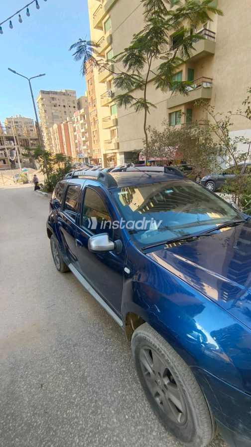 Renault Duster 2018 Blue Automatic Used for Sale in Greater Cairo ( Cairo + Giza) - 2