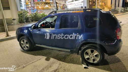 Renault Duster 2018 Blue Automatic Used for Sale in Greater Cairo ( Cairo + Giza) - 4