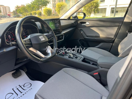 Seat Leon 2024 Black Automatic Used for Sale in Cairo - 2