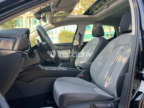 Seat Leon 2024 Black Automatic Used for Sale in Cairo - 8