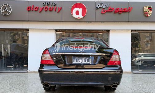 مرسيدس E 230 2008 أسود أوتوماتيك مستعملة للبيع في القاهرة الكبرى ( القاهرة - الجيزة) - 4