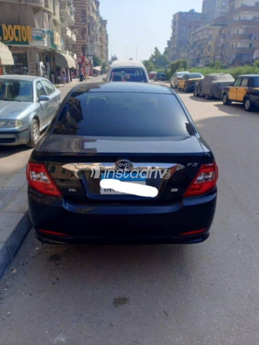 بى واى دى‬ F3 2023 أسود أوتوماتيك مستعملة للبيع في القاهرة الكبرى ( القاهرة - الجيزة) - 3