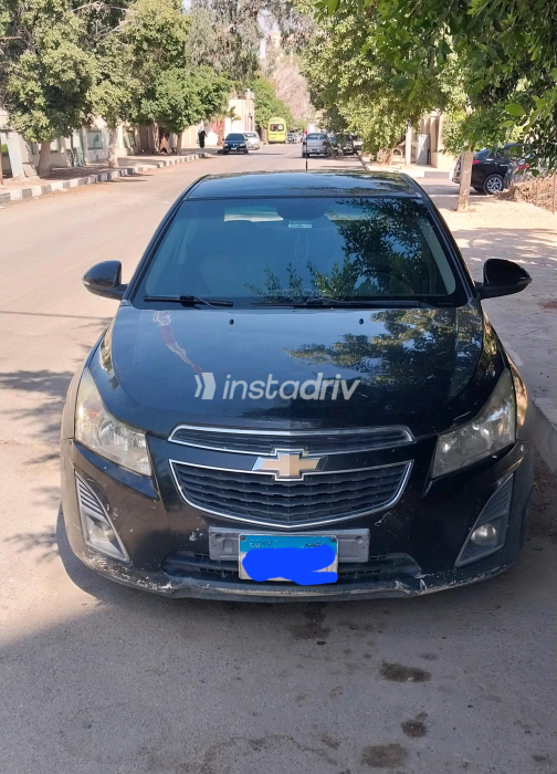 Chevrolet Cruze 2014 Black Automatic Used for Sale in Greater Cairo ( Cairo + Giza) - 8