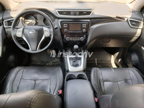Nissan Qashqai 2017 White Automatic Used for Sale in Greater Cairo ( Cairo + Giza) - 5