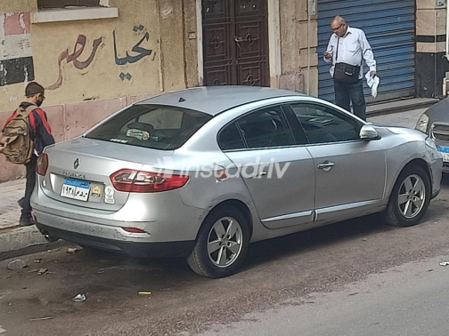 Renault Fluence 2011 Silver Automatic Used for Sale in Alexandria - 3