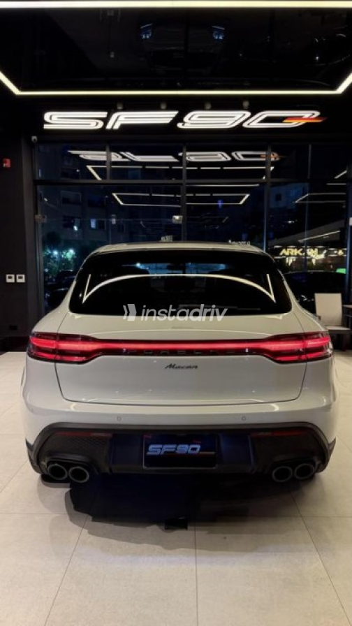Porsche Macan 2022 White Automatic Used for Sale in Cairo - 3