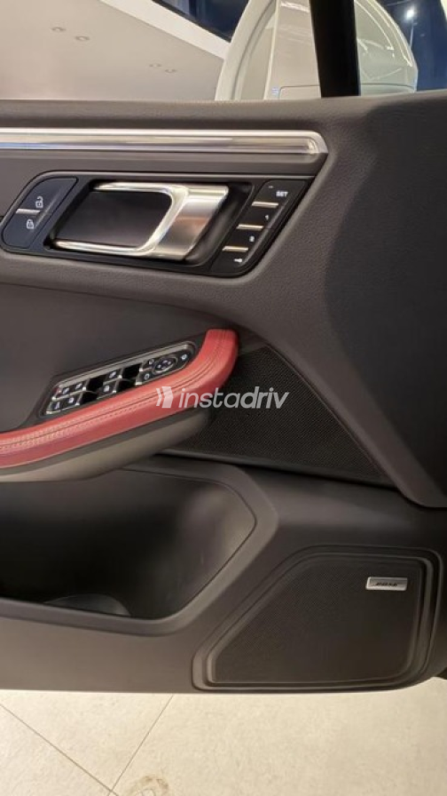 Porsche Macan 2022 White Automatic Used for Sale in Cairo - 8