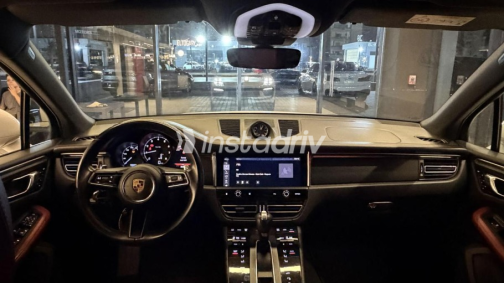 Porsche Macan 2022 White Automatic Used for Sale in Cairo - 10