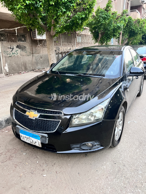 Chevrolet Cruze 2010 Black Automatic Used for Sale in Greater Cairo ( Cairo + Giza) - 3