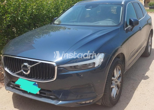 فولفو XC60 2021 أبيض أوتوماتيك مستعملة للبيع في القاهرة الكبرى ( القاهرة - الجيزة) - 1