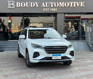Jetour X70S 2024 White Automatic Used for Sale in Nasr city